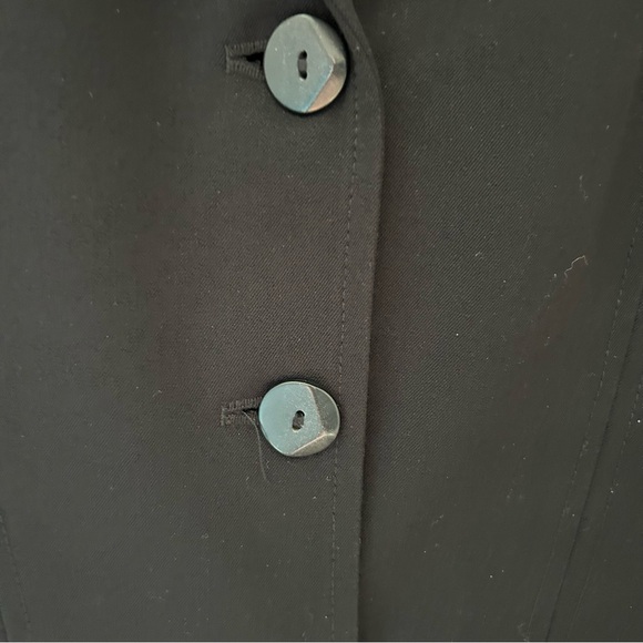 Black Suit Set with jacket and pants.   Great work or casual style!! - Picture 11 of 16